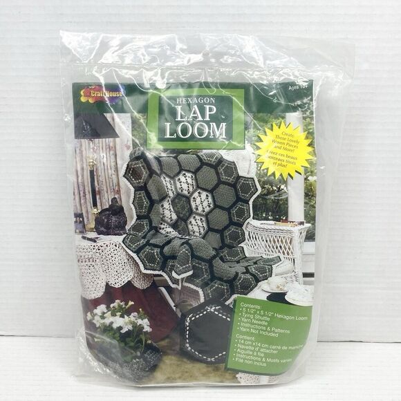 Craft House Other - 1999 Craft House 5.5"x 5.5" Hexagon Lap Weaving Loom Tying Shuttle & Yarn Needle